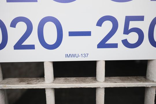 Placa  de casa para alugar com 3 quartos, 280m² em Cidade São Francisco, São Paulo