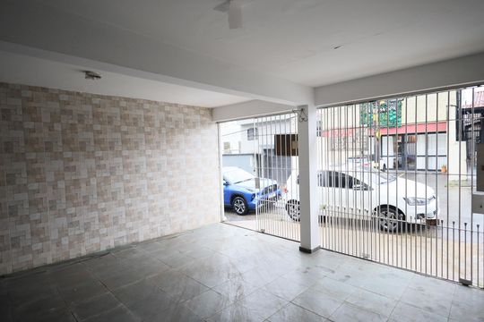 Garagem de casa para alugar com 3 quartos, 280m² em Cidade São Francisco, São Paulo