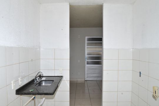 Cozinha e Área de Serviço de apartamento para alugar com 2 quartos, 45m² em Acaiaca, Belo Horizonte