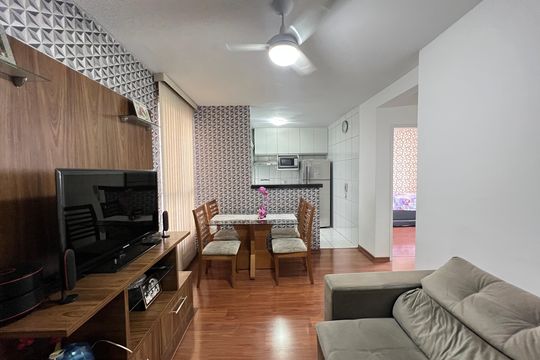 Apartamento à venda com 2 quartos, 45m² em Distrito Indutrial Doutor Helio Pentagna Guimarães, Contagem