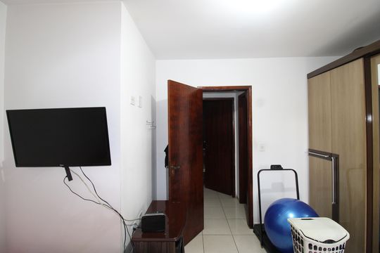Quarto 1 de casa à venda com 2 quartos, 60m² em Parada Xv de Novembro, São Paulo