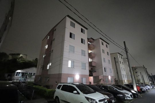 Fachada de apartamento à venda com 2 quartos, 50m² em Jardim Alzira Franco, Santo André