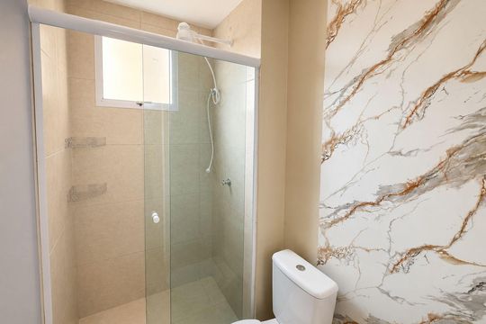 Banheiro de apartamento para alugar com 2 quartos, 37m² em Santa Maria, Osasco