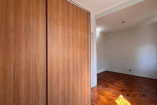 Casa para alugar com 3 quartos, 90m² em Sagrada Família, Belo Horizonte