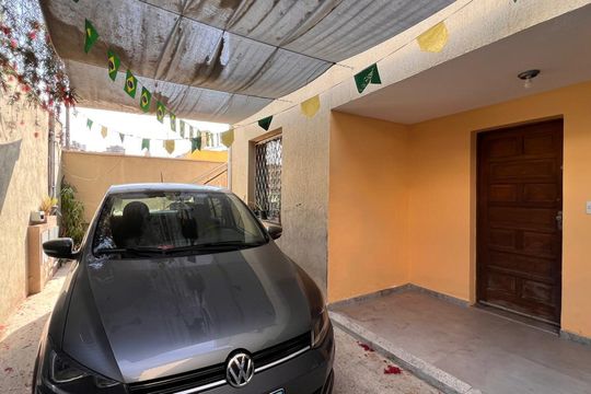 Casa para alugar com 3 quartos, 90m² em Sagrada Família, Belo Horizonte