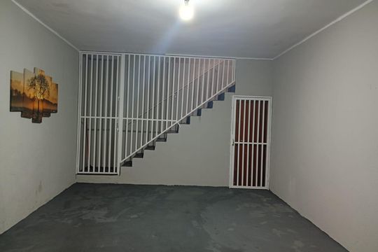 Casa de Condomínio para alugar com 2 quartos, 76m² em Burgo Paulista, São Paulo
