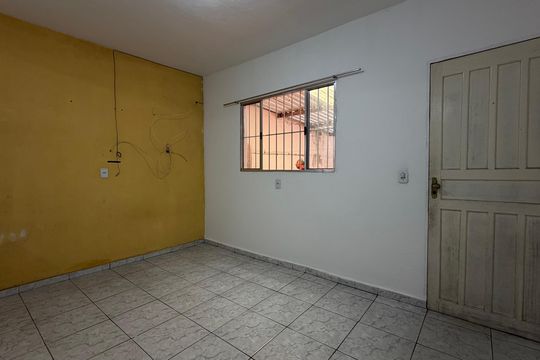 Casa para alugar com 1 quarto, 50m² em Jardim Ana Estela, Carapicuíba