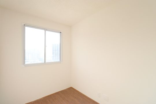 Quarto 2 de apartamento para alugar com 2 quartos, 34m² em Parque Industrial Tomas Edson, São Paulo