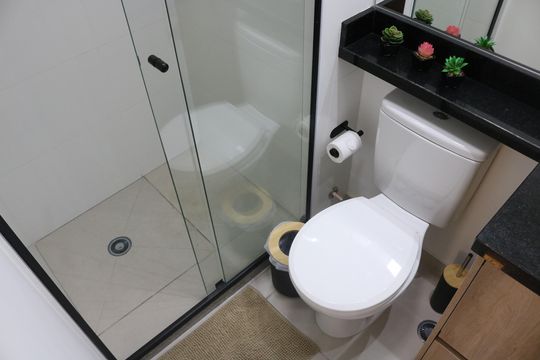 Banheiro de apartamento para alugar com 1 quarto, 30m² em Perdizes, São Paulo