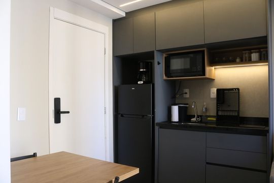 Cozinha de apartamento para alugar com 1 quarto, 30m² em Perdizes, São Paulo