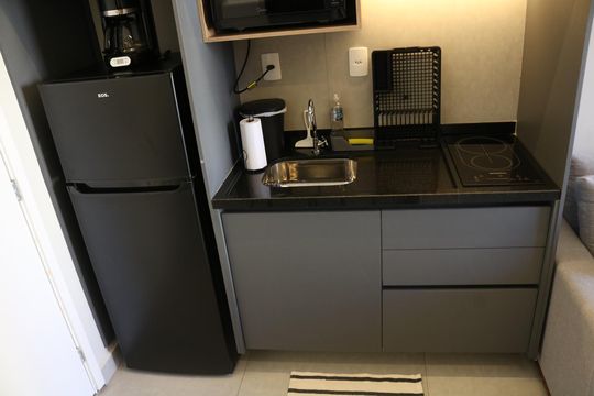 Cozinha de apartamento para alugar com 1 quarto, 30m² em Perdizes, São Paulo