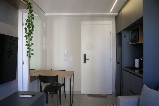 Sala de apartamento para alugar com 1 quarto, 30m² em Perdizes, São Paulo