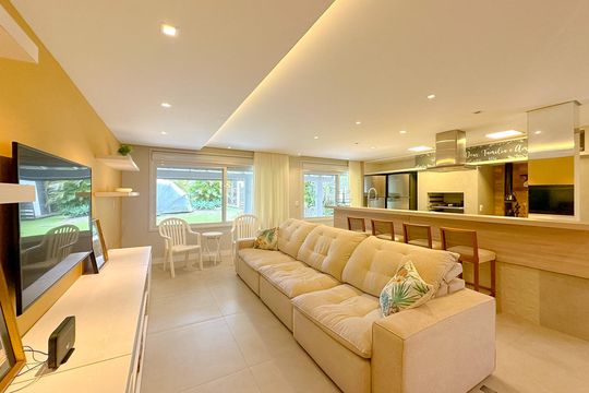 Apartamento para alugar com 2 quartos, 110m² em Canasvieiras, Florianópolis