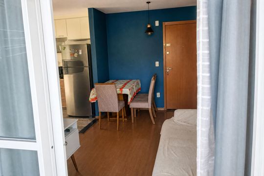 Sala de apartamento para alugar com 2 quartos, 45m² em Inhoaíba, Rio de Janeiro