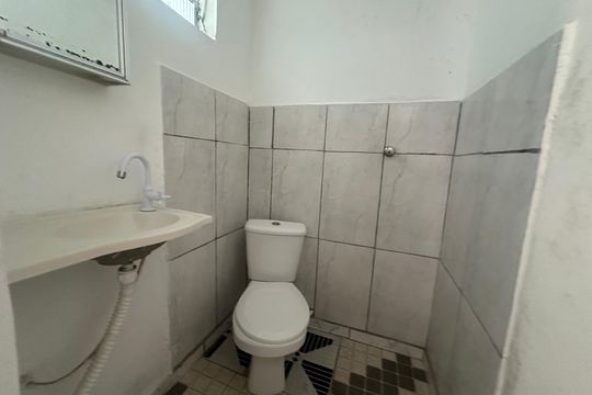 Banheiro de casa para alugar com 1 quarto, 29m² em Parque Viana, Barueri
