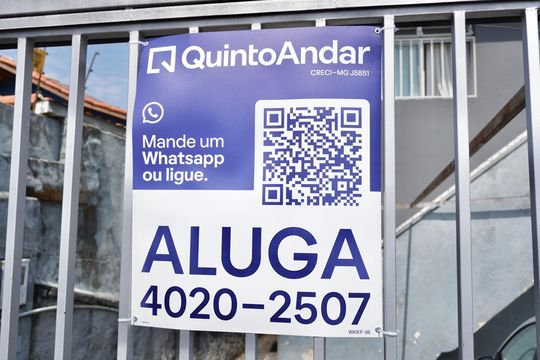 Instalação de placa 5A: foto 1 de casa para alugar com 1 quarto, 85m² em Sagrada Família, Belo Horizonte