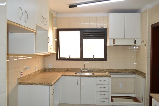 Apartamento para alugar com 3 quartos, 155m² em Jardim Irajá, Ribeirão Preto
