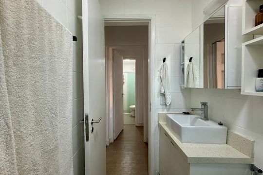 Banheiro Social de apartamento à venda com 2 quartos, 49m² em Chácara Santo Antônio (zona Sul), São Paulo