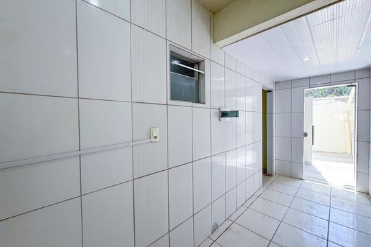 Kitnet/Studio para alugar com 1 quarto, 36m² em Castanheira (barreiro), Contagem