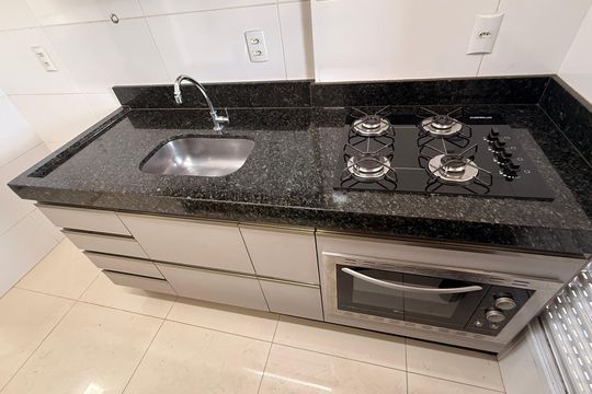 Cozinha de apartamento à venda com 3 quartos, 76m² em Jardim Europa, Goiânia