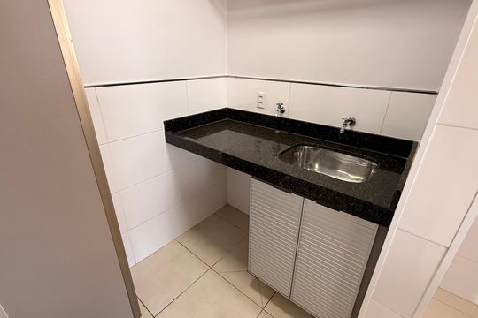 Área de Serviço de apartamento à venda com 3 quartos, 76m² em Jardim Europa, Goiânia