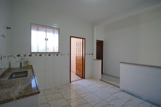 Cozinha de casa para alugar com 2 quartos, 120m² em Cordeirinho , Maricá