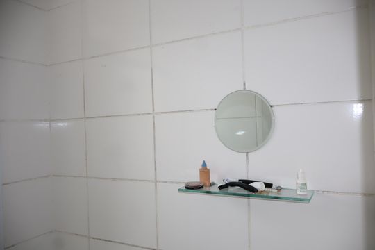 Banheiro de apartamento para alugar com 2 quartos, 45m² em Jardim Ibitirama, São Paulo