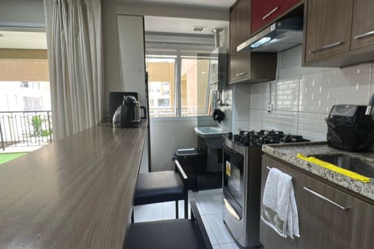 Cozinha de apartamento para alugar com 1 quarto, 68m² em Alphaville Conde Ii, Barueri
