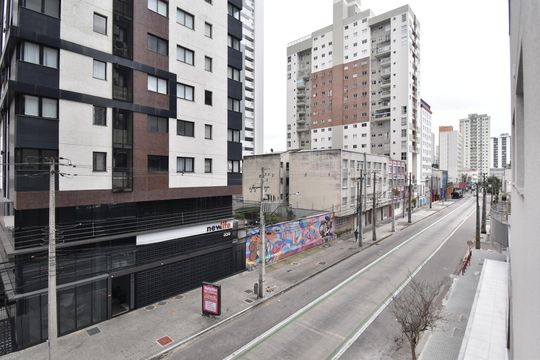 Vista do Studio de kitnet/studio para alugar com 1 quarto, 20m² em Centro, Curitiba