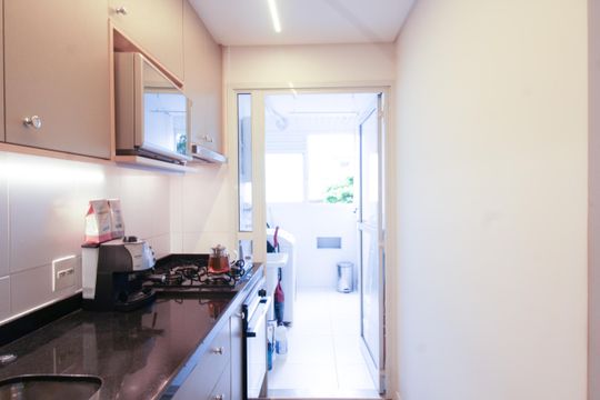 Cozinha de apartamento à venda com 2 quartos, 59m² em Parque Sao Domingos, São Paulo