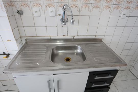 cozinha de apartamento à venda com 2 quartos, 52m² em Jardim Umarizal, São Paulo