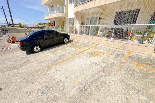 Garagem de apartamento para alugar com 2 quartos, 68m² em Ingleses do Rio Vermelho, Florianópolis