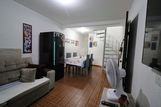 Sala de casa para alugar com 3 quartos, 120m² em Campo Grande, São Paulo