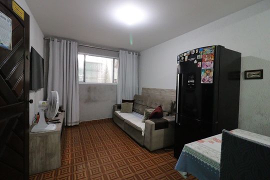 Casa para alugar com 3 quartos, 120m² em Campo Grande, São Paulo