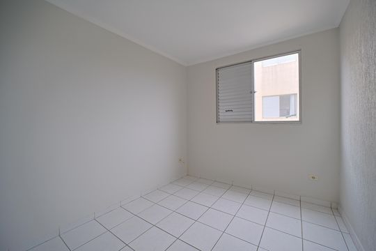 Quarto 2 de apartamento para alugar com 2 quartos, 70m² em Jardim Ponte Rasa, São Paulo