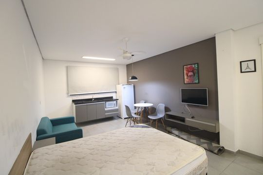 Sala de kitnet/studio para alugar com 1 quarto, 25m² em Jurubatuba, São Paulo