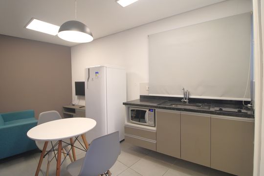 Cozinha de kitnet/studio para alugar com 1 quarto, 25m² em Jurubatuba, São Paulo