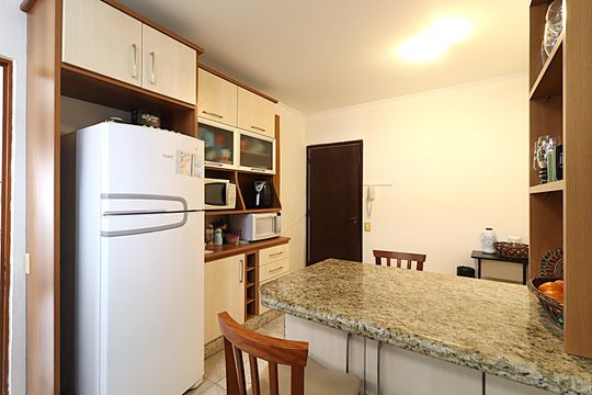 Cozinha de apartamento à venda com 3 quartos, 124m² em Auxiliadora, Porto Alegre
