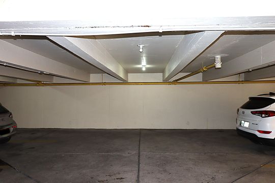 Garagem  de apartamento à venda com 3 quartos, 124m² em Auxiliadora, Porto Alegre