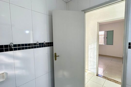 Banheiro de casa à venda com 2 quartos, 300m² em Jardim Cristin Alice, Guarulhos