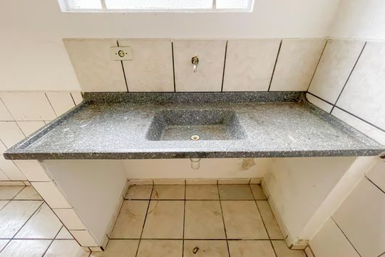 Cozinha de casa para alugar com 1 quarto, 40m² em Novo Osasco, Osasco
