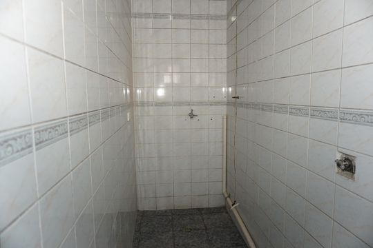 Lavanderia de casa para alugar com 3 quartos, 324m² em Jardim Macedonia, Embu das Artes