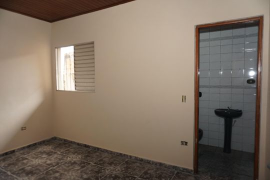 Suíte 1 de casa para alugar com 3 quartos, 324m² em Jardim Macedonia, Embu das Artes