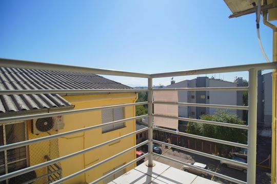 Varanda da Sala de apartamento à venda com 2 quartos, 45m² em São José, São Leopoldo