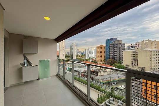 Sacada  de apartamento para alugar com 1 quarto, 35m² em Santo Amaro, São Paulo