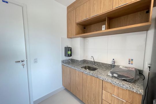 Cozinha de apartamento para alugar com 1 quarto, 32m² em Butantã, São Paulo