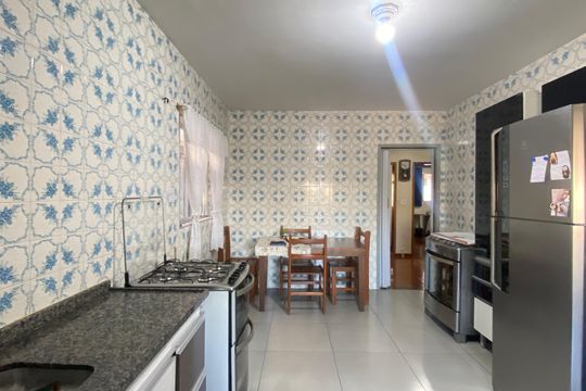 Cozinha de casa à venda com 2 quartos, 300m² em Jardim das Flores, Osasco