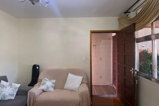 Sala de casa à venda com 2 quartos, 300m² em Jardim das Flores, Osasco
