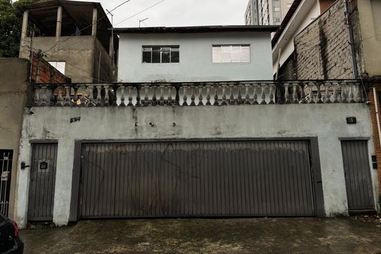 Fachada  de casa para alugar com 2 quartos, 189m² em Vila Brasil, São Paulo