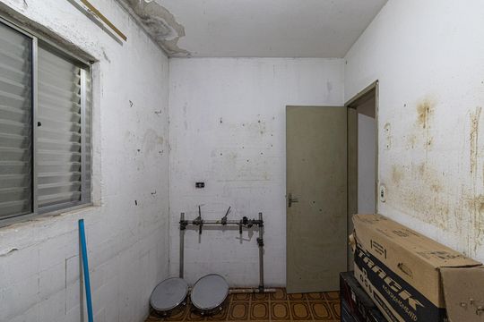 Quarto 2 de casa para alugar com 2 quartos, 189m² em Vila Brasil, São Paulo